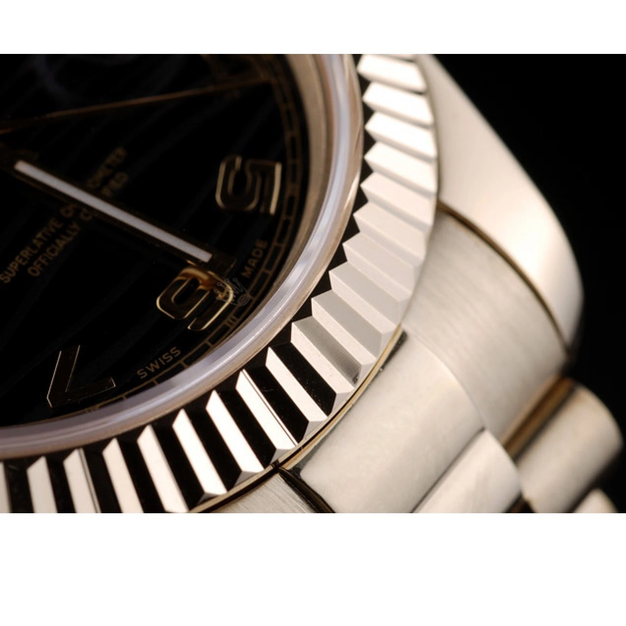 AAA Replica Watches Strap Stainless Steel Dial Black DayDate Patterned Gold Rolex 41980 0630
